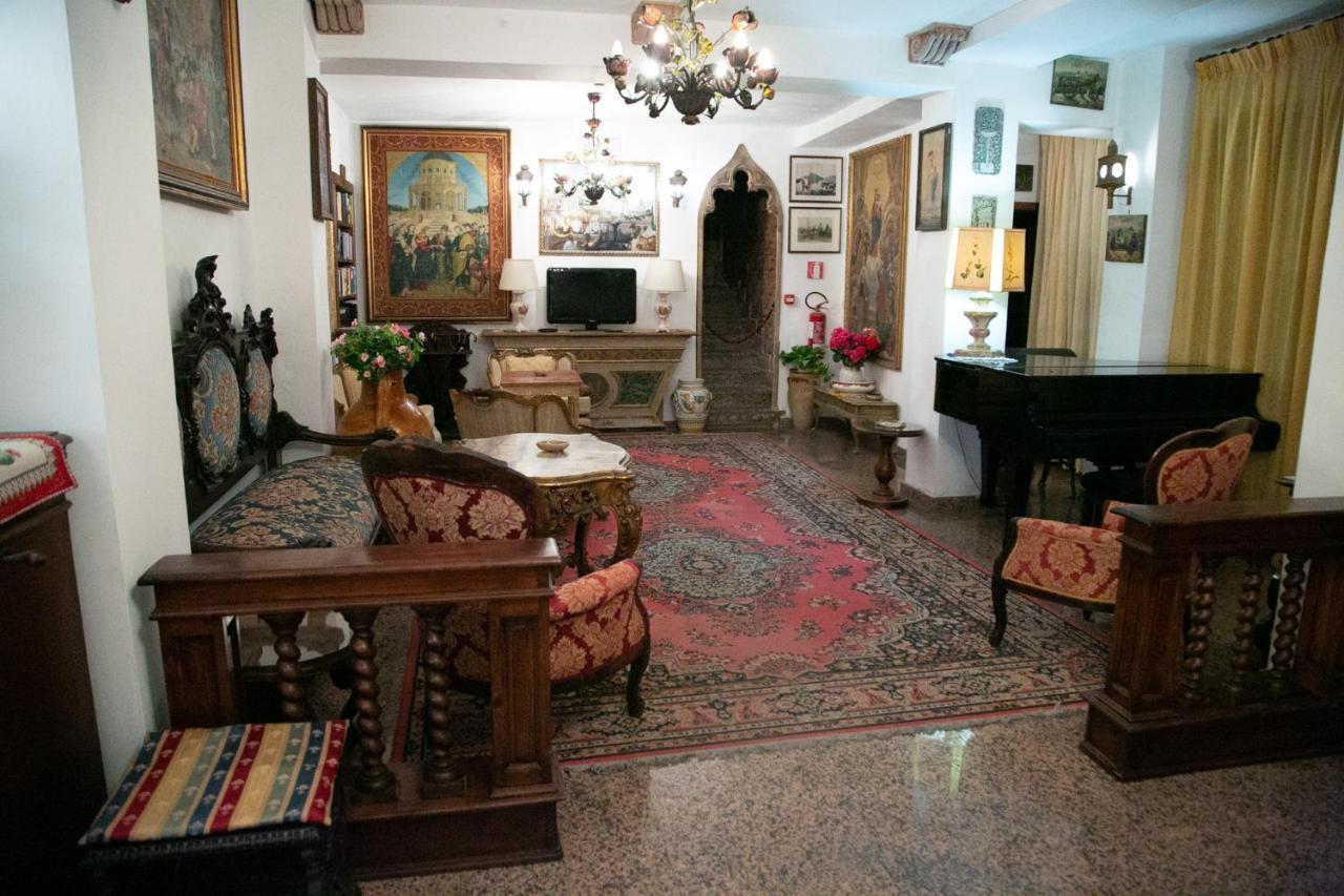 Hotel La Riva