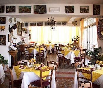Hotel La Riva 3*