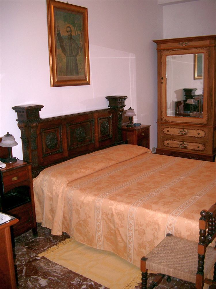 Hotel La Riva 3*