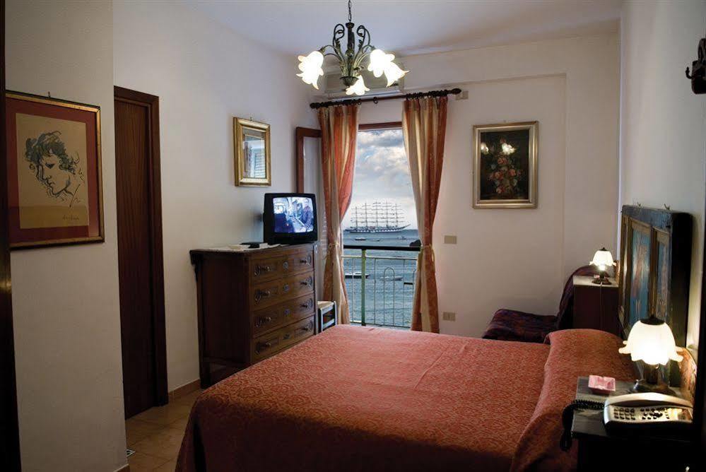 Hotel La Riva Giardini-Naxos