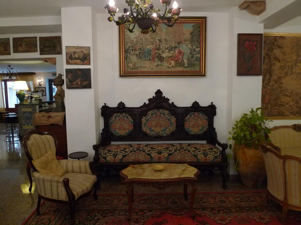 Hotel La Riva Giardini-Naxos