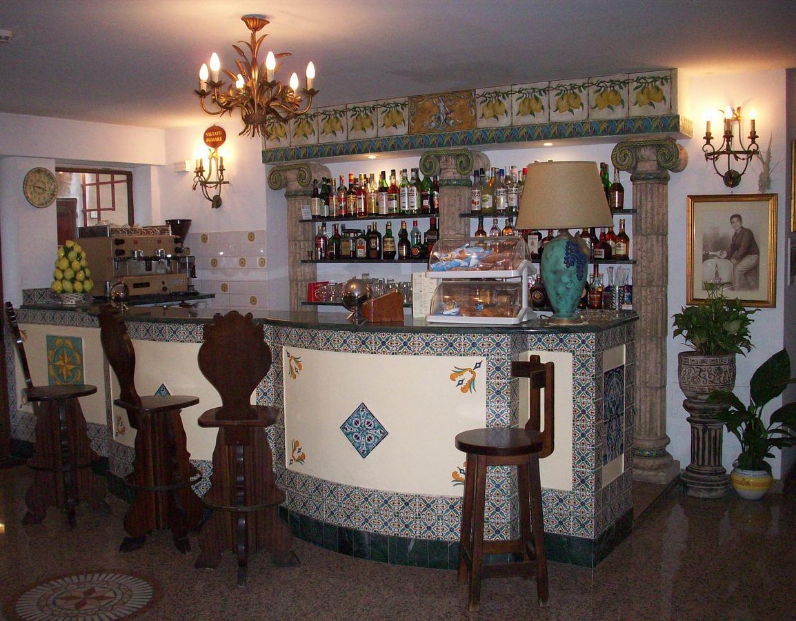 La Riva Hotel 3*